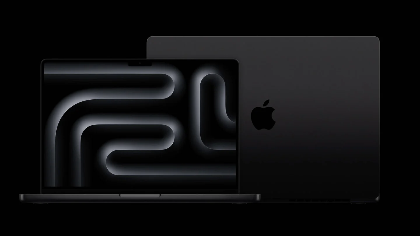Why MacBooks Are Perfect for Traveling?